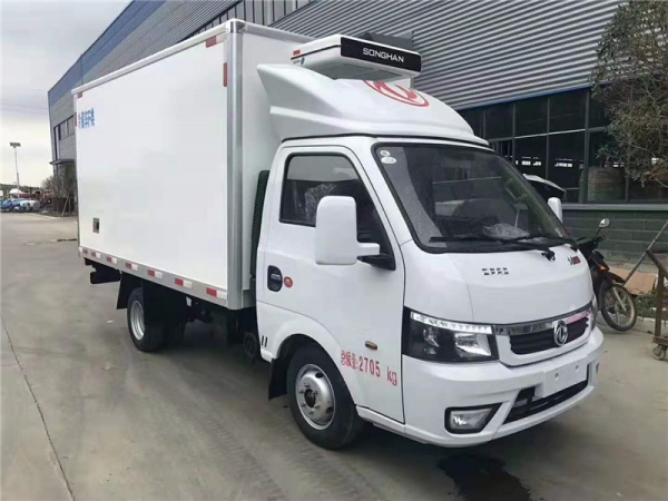 國六3.5米東風途逸冷藏車