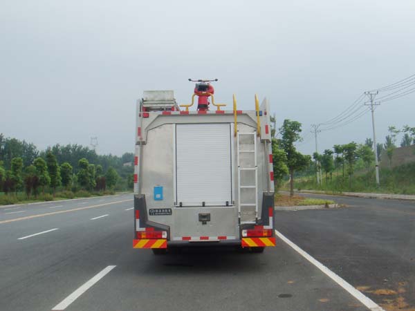 重汽后雙橋16方泡沫消防車